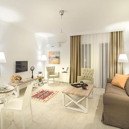 Rodina Suites Hotel Kuşadası Exterior photo